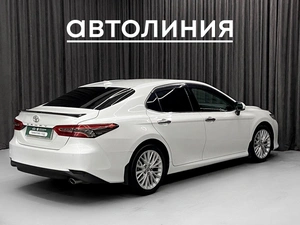 Седан Toyota Camry 2018 года, 2450000 рублей, Красноярск