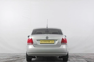 Седан Volkswagen Polo 2011 года, 799000 рублей, Кемерово