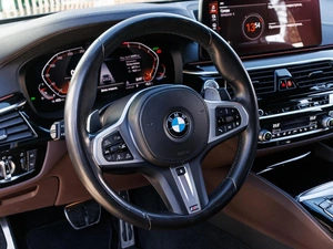 Седан BMW 5 серия 2021 года, 5190000 рублей, Большой Сочи