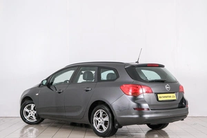 Хетчбэк Opel Astra 2011 года, 759000 рублей, Красноярск