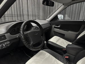 Хетчбэк ВАЗ (LADA) Priora 2011 года, 350000 рублей, Красноярск
