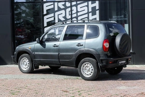 Внедорожник Chevrolet Niva 2012 года, 640000 рублей, Ульяновск