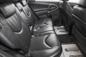 Внедорожник Toyota RAV4 2009 года, 1379000 рублей, Барнаул