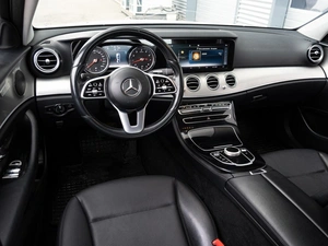 Седан Mercedes-benz E-класс 2019 года, 2650000 рублей, Краснодар