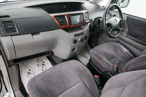 Минивэн Toyota Noah 2003 года, 799000 рублей, Красноярск