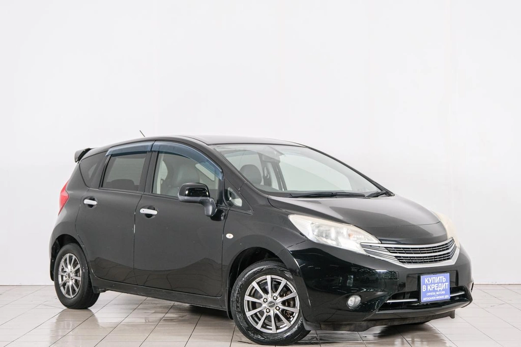 Хетчбэк Nissan Note 2013 года, 899000 рублей, Красноярск