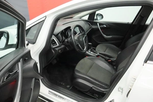 Хэтчбек Opel Astra 2012 года, 990000 рублей, Курск