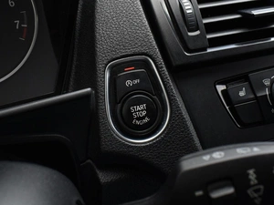 Хетчбэк BMW 1 серия 2012 года, 1060000 рублей, Краснодар