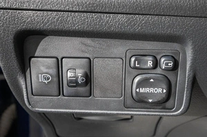 Седан Toyota Corolla 2011 года, 1249000 рублей, Барнаул