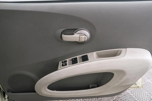 Хетчбэк Nissan March 2002 года, 429000 рублей, Красноярск