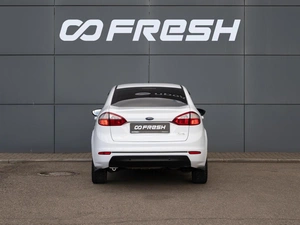 Седан Ford Fiesta 2016 года, 950000 рублей, Краснодар
