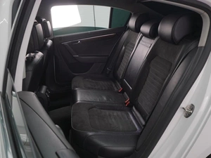 Седан Volkswagen Passat 2012 года, 1272000 рублей, Воронеж