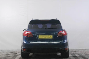 Внедорожник Porsche Cayenne 2011 года, 3219000 рублей, Кемерово