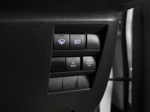 Минивэн Toyota Voxy 2022 года, 4200000 рублей, Омск