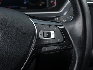 Внедорожник Volkswagen Tiguan 2019 года, 2390000 рублей, Нижний Новгород