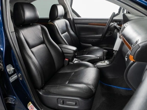 Седан Toyota Avensis 2008 года, 779000 рублей, Тюмень
