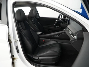Седан Hyundai Elantra 2023 года, 1987077 рублей, Москва