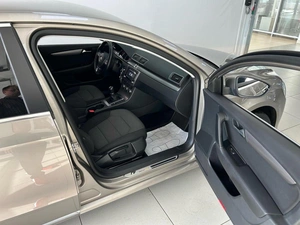 Седан Volkswagen Passat 2013 года, 1485000 рублей, Брянск