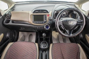 Универсал Honda Fit Shuttle 2012 года, 949000 рублей, Барнаул
