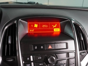 Седан Opel Astra 2013 года, 849000 рублей, Воронеж