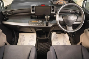 Минивэн Honda Freed 2009 года, 1269000 рублей, Тюмень