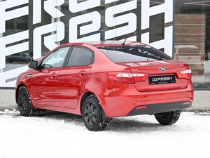 Седан Kia Rio 2013 года, 699000 рублей, Волгоград