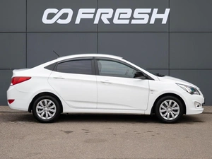 Седан Hyundai Solaris 2016 года, 1350000 рублей, Краснодар