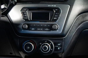 Седан Kia Rio 2014 года, 799000 рублей, Сургут