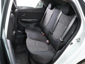 Седан Kia Rio 2014 года, 699000 рублей, Воронеж