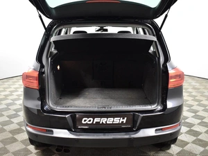 Внедорожник Volkswagen Tiguan 2012 года, 1463900 рублей, Казань