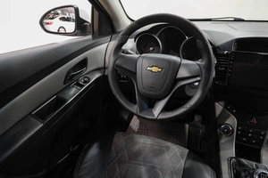 Седан Chevrolet Cruze 2012 года, 699000 рублей, Новокузнецк