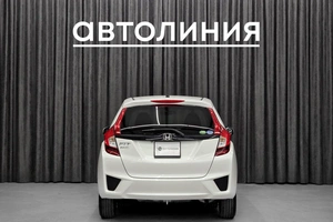 Хетчбэк Honda Fit 2014 года, 920000 рублей, Красноярск