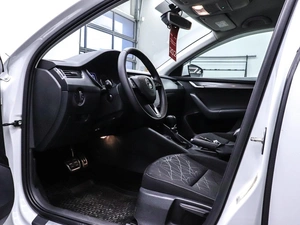 Лифтбек Skoda Octavia 2019 года, 1879000 рублей, Красноярск