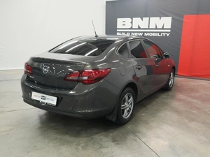 Седан Opel Astra 2013 года, 1030000 рублей, Курск