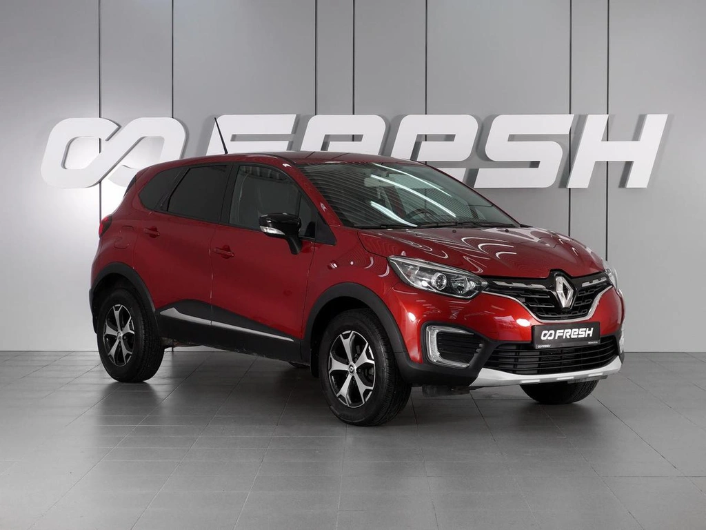 Внедорожник Renault Kaptur 2021 года, 1698000 рублей, Красный Пахарь