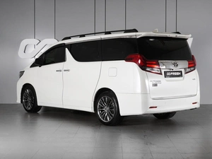 Минивэн Toyota Alphard 2017 года, 4132000 рублей, Минеральные Воды
