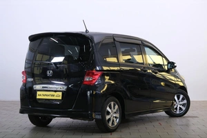 Минивэн Honda Freed 2010 года, 1149000 рублей, Омск