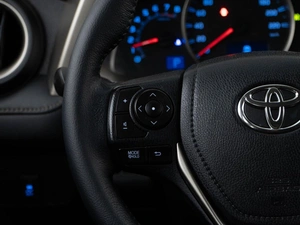 Внедорожник Toyota RAV4 2014 года, 2381444 рублей, Москва