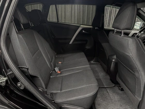 Внедорожник Toyota RAV4 2019 года, 2500000 рублей, Красноярск