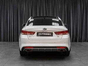 Седан Kia Optima 2016 года, 2059000 рублей, Тюмень