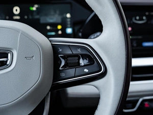 Внедорожник Geely Monjaro 2023 года, 3040000 рублей, Краснодар