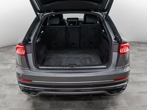 Внедорожник Audi Q8 2019 года, 5950000 рублей, Красноярск