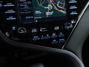Седан Toyota Camry 2021 года, 3399055 рублей, Москва