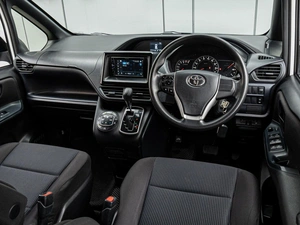 Минивэн Toyota Noah 2015 года, 1760000 рублей, Краснодар