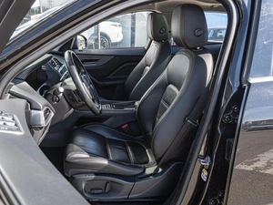 Внедорожник Jaguar F-Pace 2016 года, 2194000 рублей, Краснодар