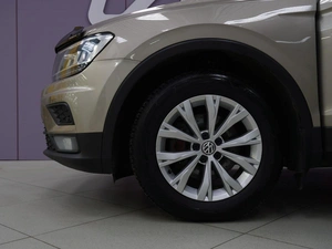 Внедорожник Volkswagen Tiguan 2017 года, 1840444 рублей, Тверь