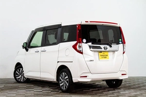 Минивэн Toyota Roomy 2018 года, 1199000 рублей, Сургут