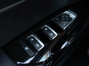 Седан Kia K5 2025 года, 3299000 рублей, Саратов