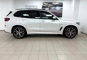 Внедорожник BMW X5 2022 года, 9095000 рублей, Красноярск