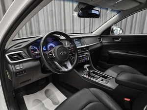 Седан Kia K5 2019 года, 1849000 рублей, Красноярск